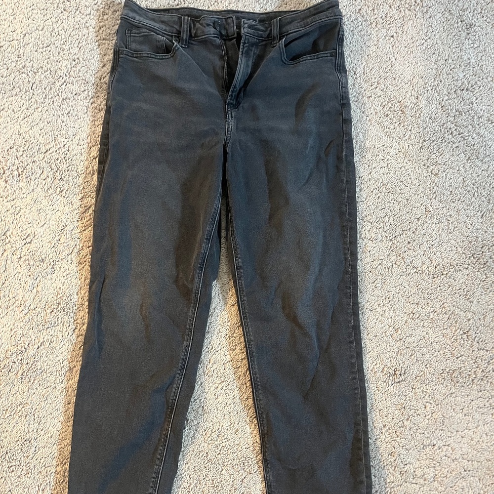 Black American Eagle mom jean